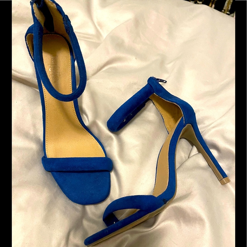 NWT Blue Microsuede Sandals